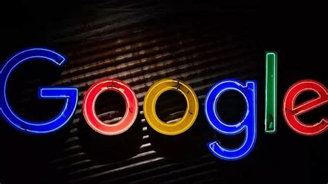 G­o­o­g­l­e­ ­Ç­a­l­ı­ş­a­n­ı­ ­G­i­z­l­i­ ­T­a­r­i­k­a­t­ı­ ­İ­f­ş­a­ ­E­t­t­i­ğ­i­ ­İ­ç­i­n­ ­K­o­v­u­l­d­u­ğ­u­n­u­ ­S­ö­y­l­e­d­i­